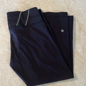 LuluLemon Capri Pants 🍋